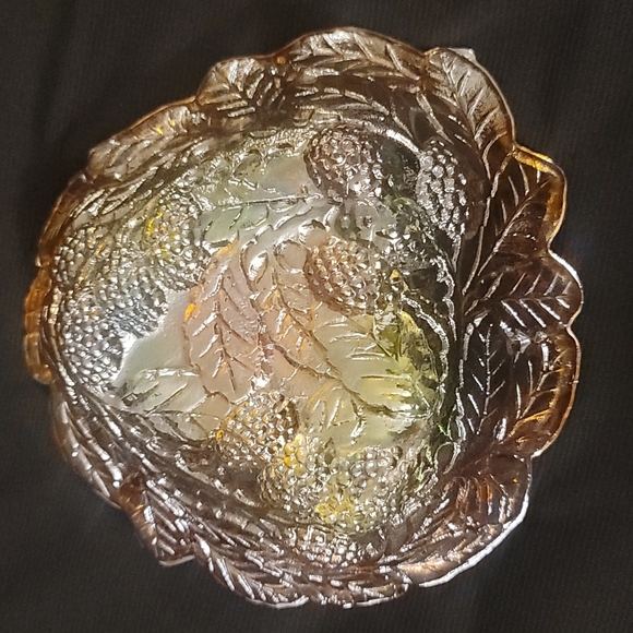 Carnival Glass - Picture 3 of 4